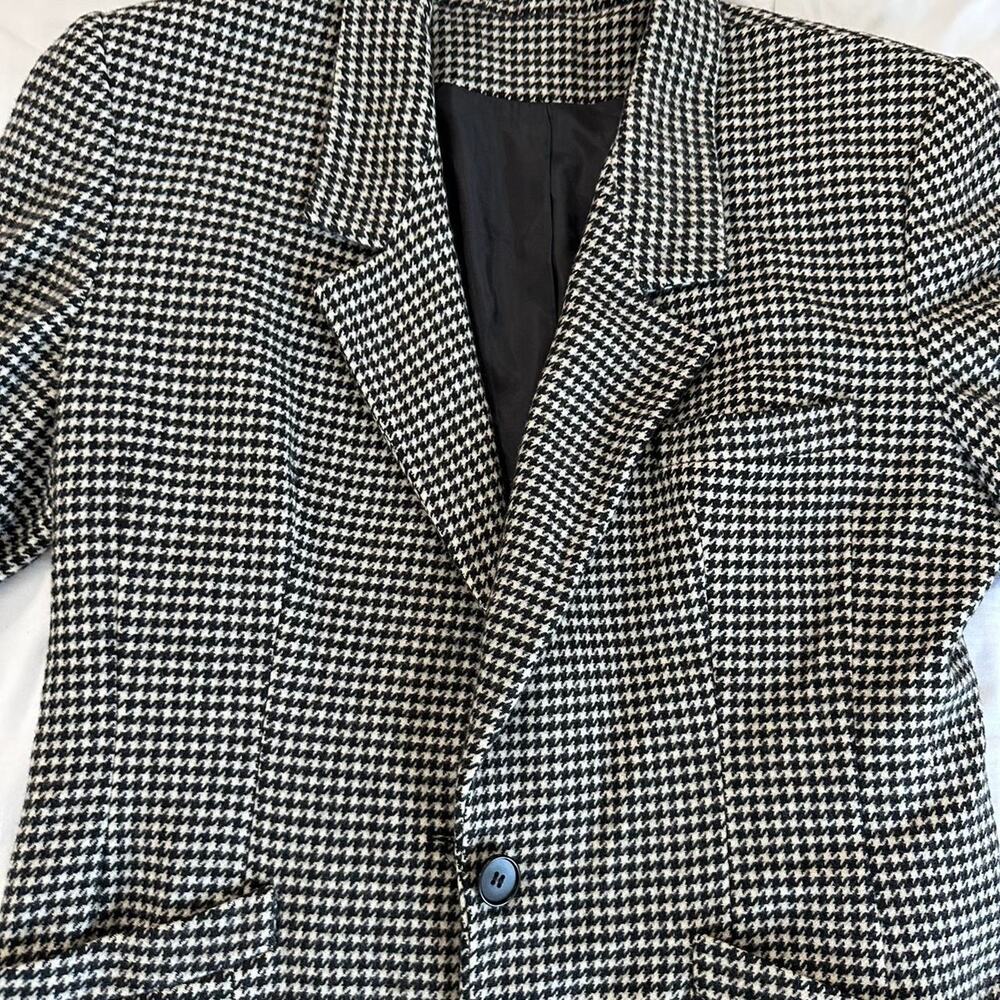 Bergdorf goodman black and white